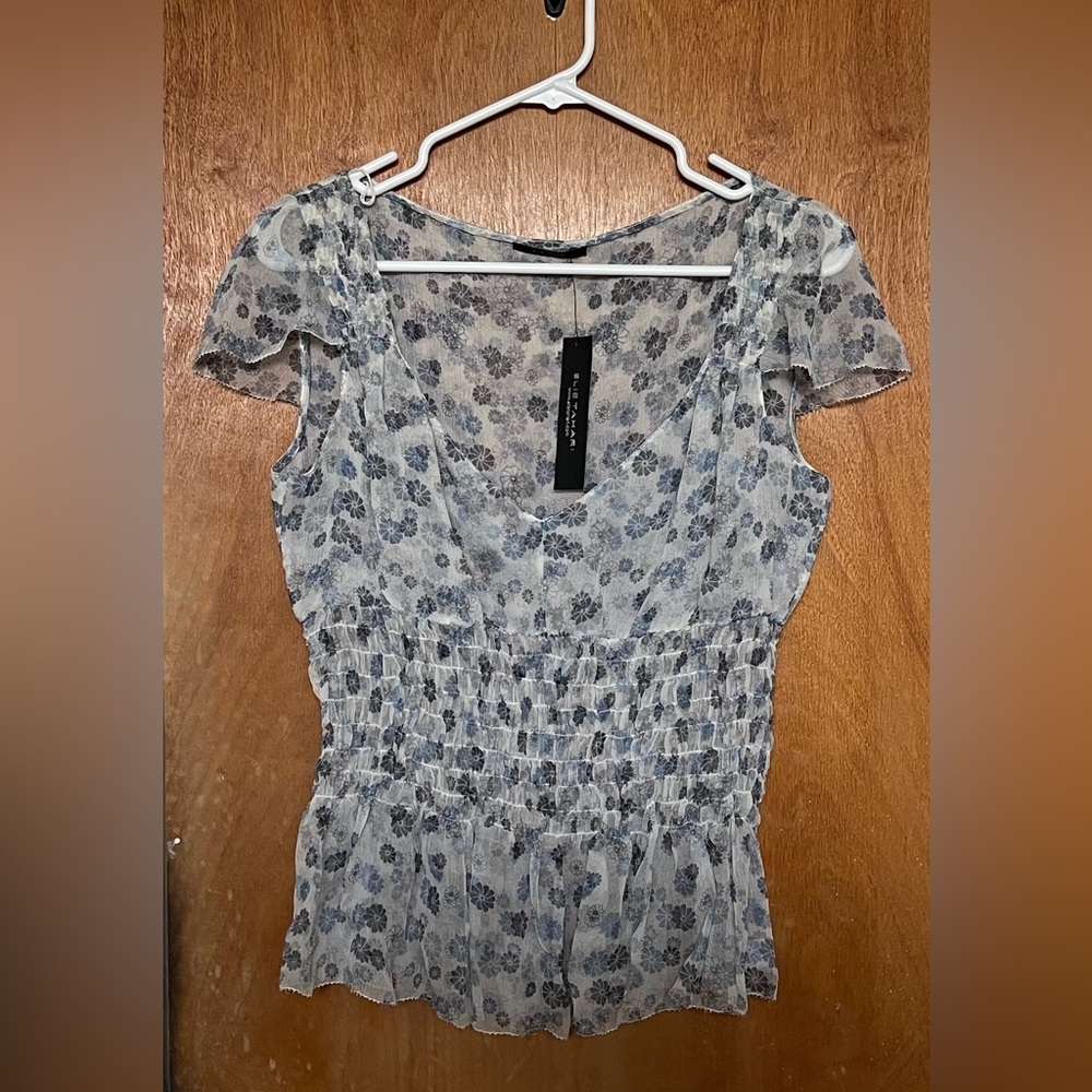 NWT Elie Tahari 100% silk vintage cream/blue/gray flower print sheer blouse L